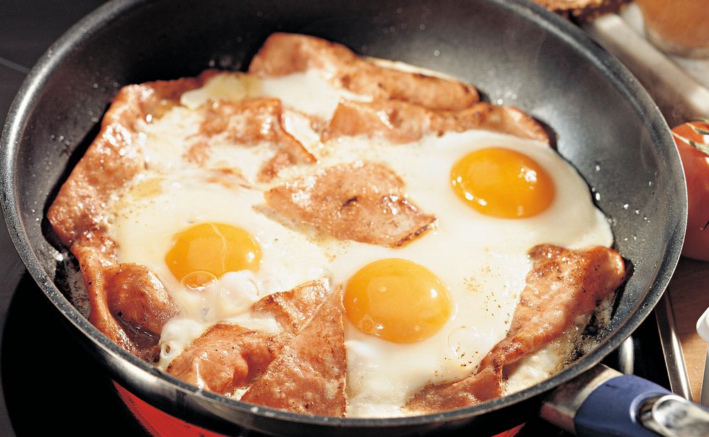Ham and eggs • Rezept • GUSTO.AT