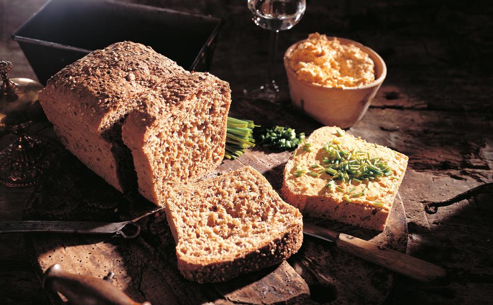 Frisch gebackenes Dinkelbrot