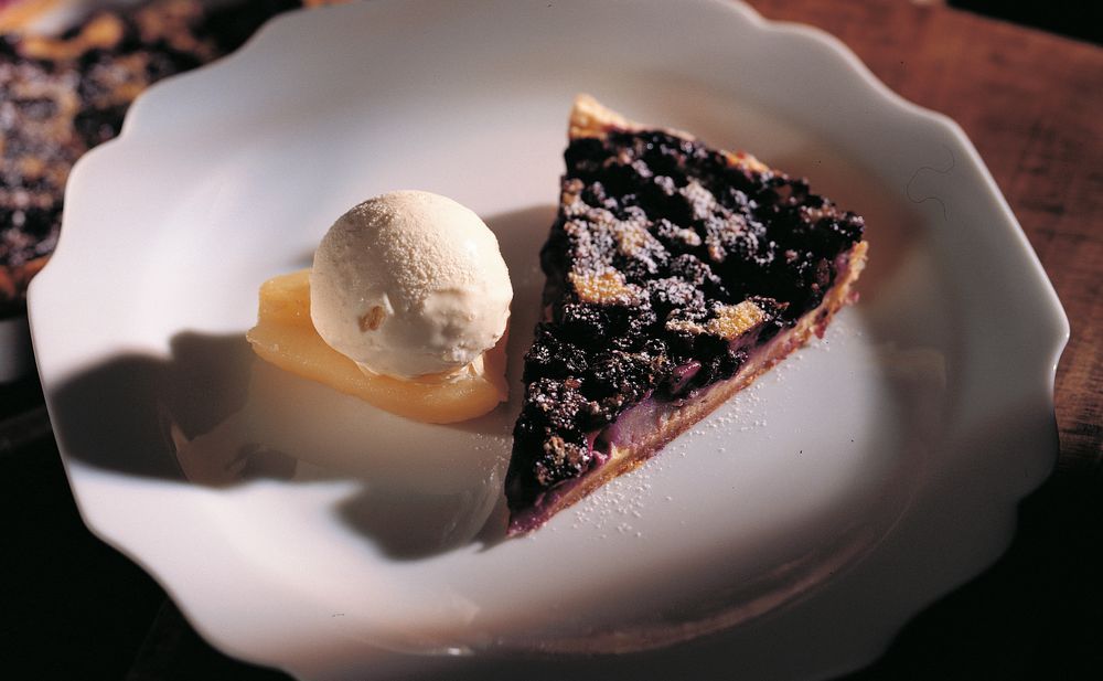 Heidelbeer-Birnen-Tarte • Rezept • GUSTO.AT