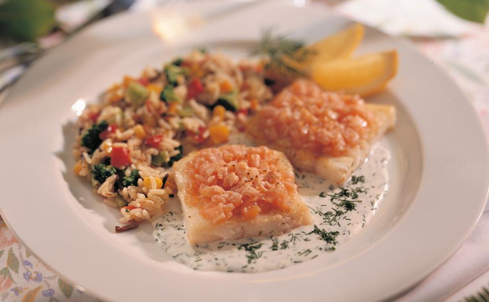 Überbackenes Dorschfilet mit Dillsauce