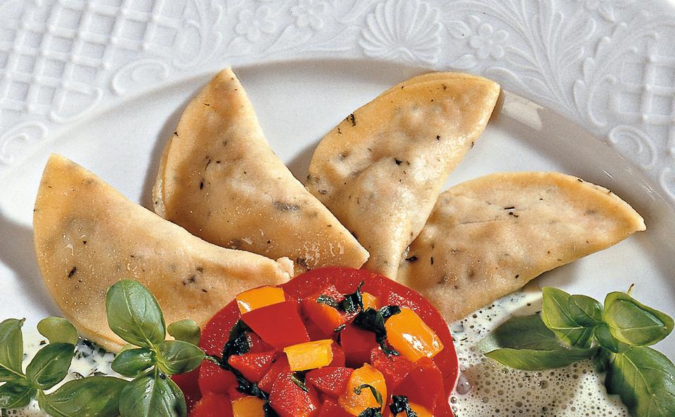 Rosmarintascherl mit Spinatgemüse
