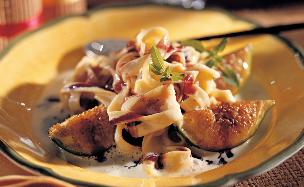Vanille-Nudeln mit Feigen • Rezept • GUSTO.AT