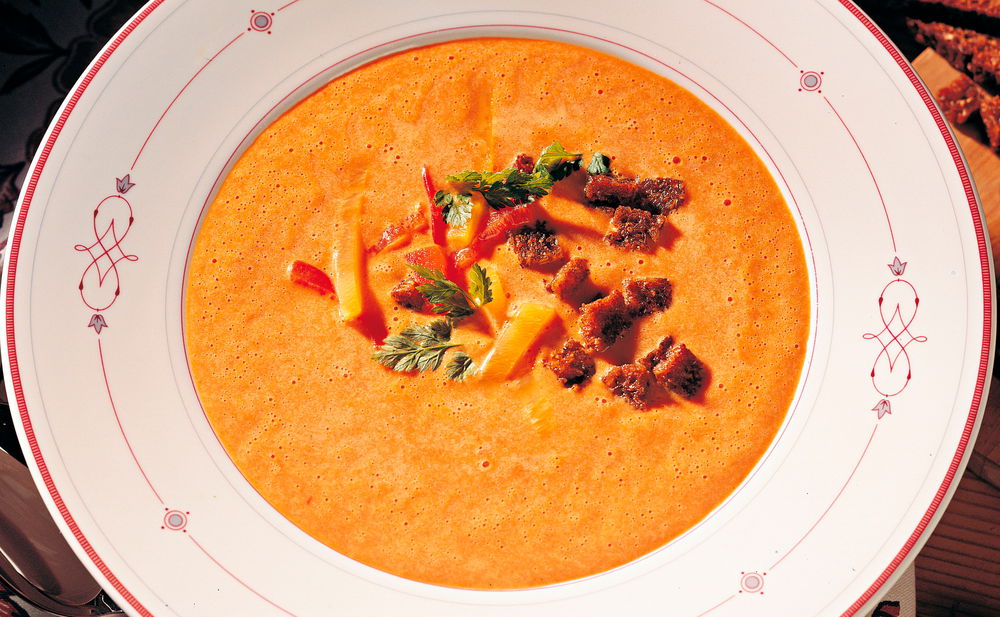 Paprika-Cremesuppe • Rezept • GUSTO.AT