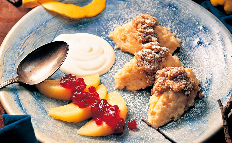 Quitten-Nockerl mit Butterbröseln