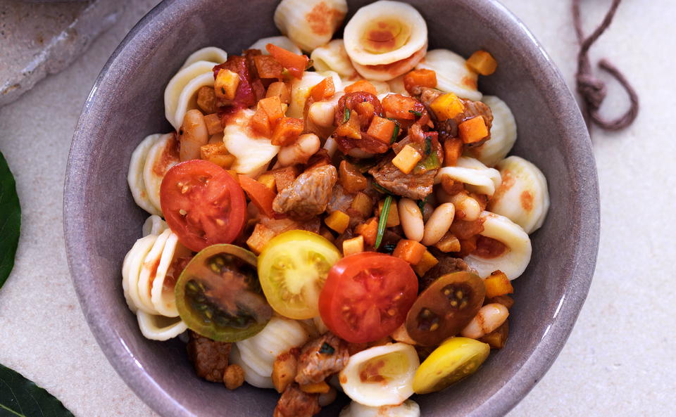 Orecchiette mit Bohnen-Lammragout