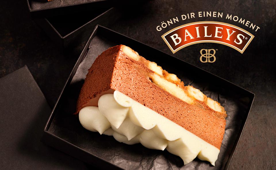 Kaffee-Baileys-Torte mit Biskotten