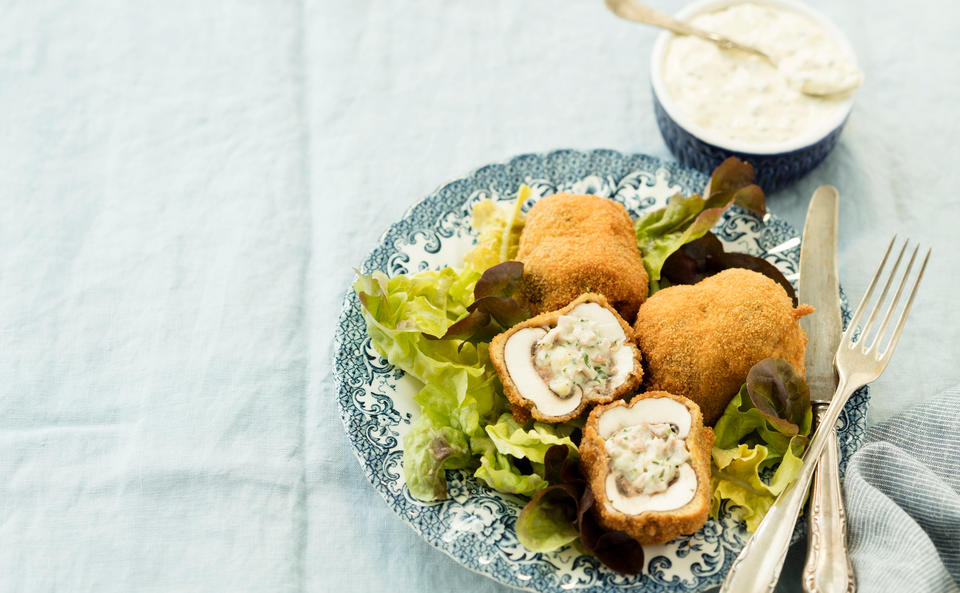 Champignons mit Schinken-Käsefülle