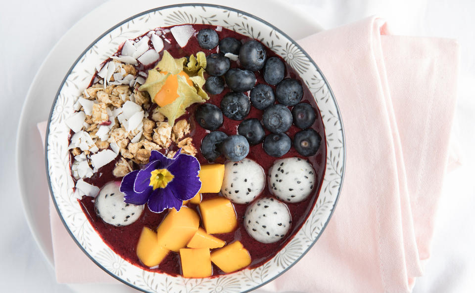 Acai-Smoothie-Bowl