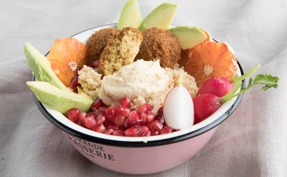 Falafel-Hummus-Bowl