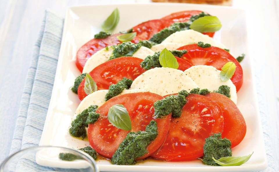 Mozzarella mit Paradeisern