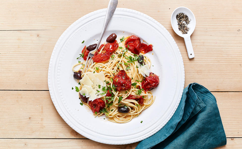 Spaghetti Puttanesca aus dem Backrohr