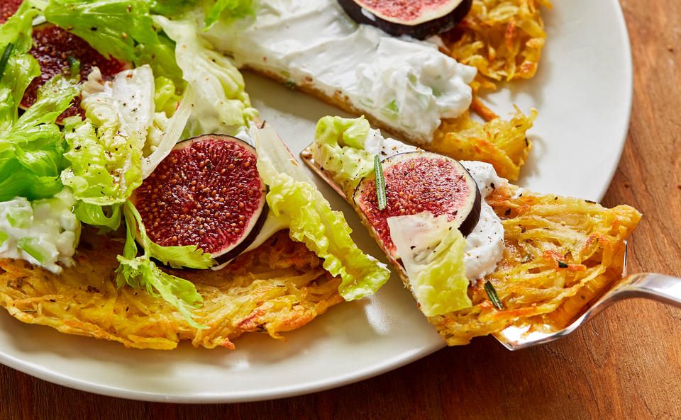 Erdäpfelkuchen mit Ziegenfrischkäse und Feigen